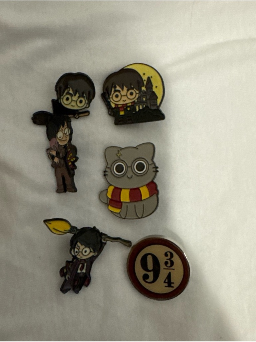 HARRY POTTER PINS - SET OF 6